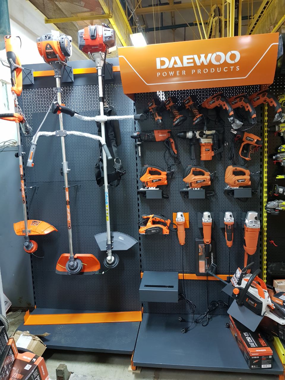 Стенд парный DAEWOO Twix