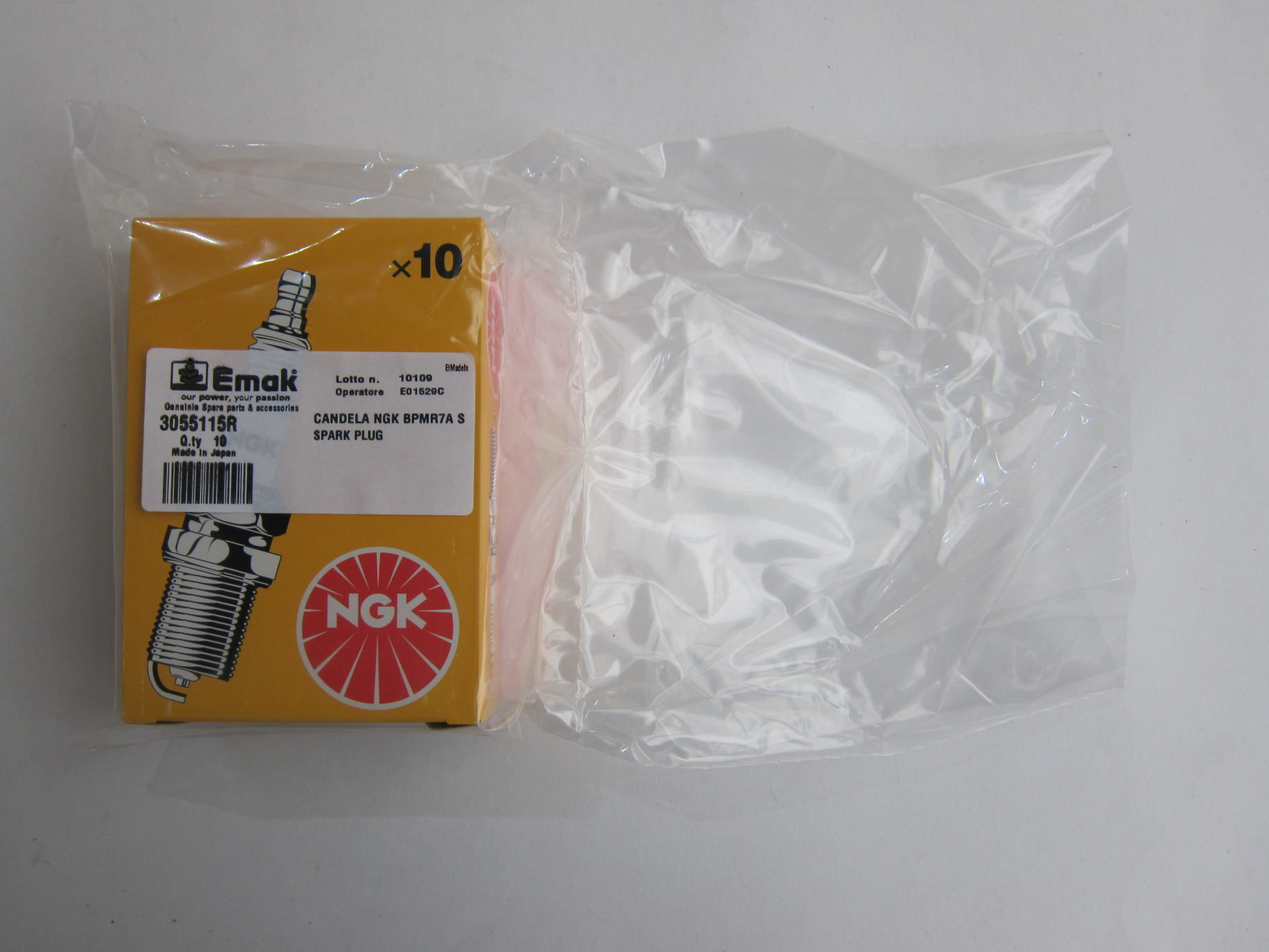 Свеча зажигания (SPARK PLUG) 3055115R